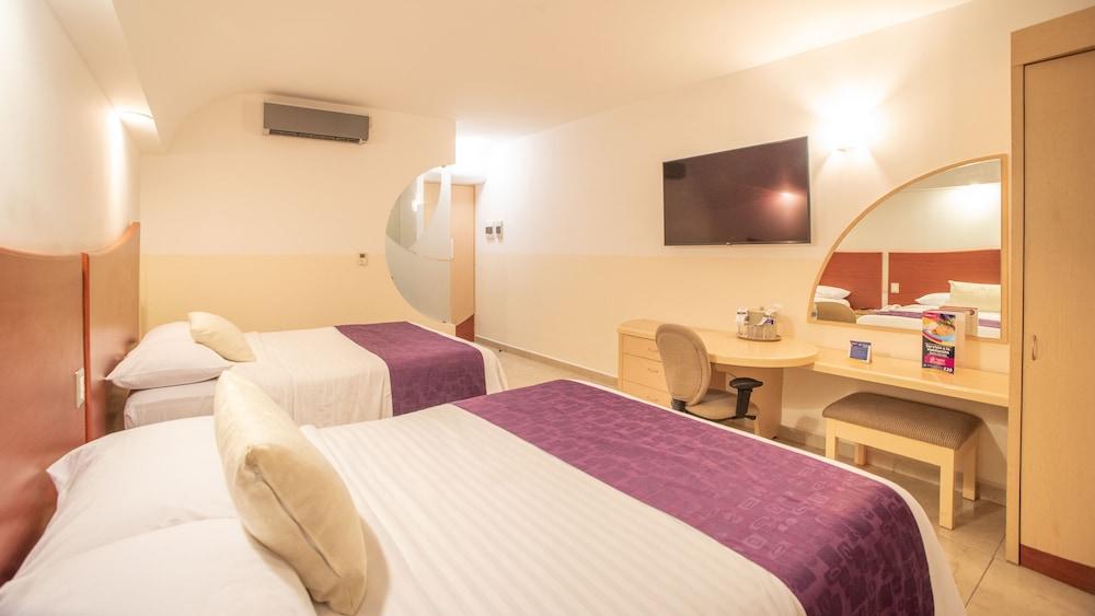 Hotel Magico Inn Cuautla  Экстерьер фото