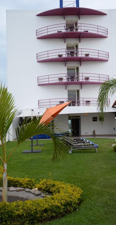 Hotel Magico Inn Cuautla  Экстерьер фото